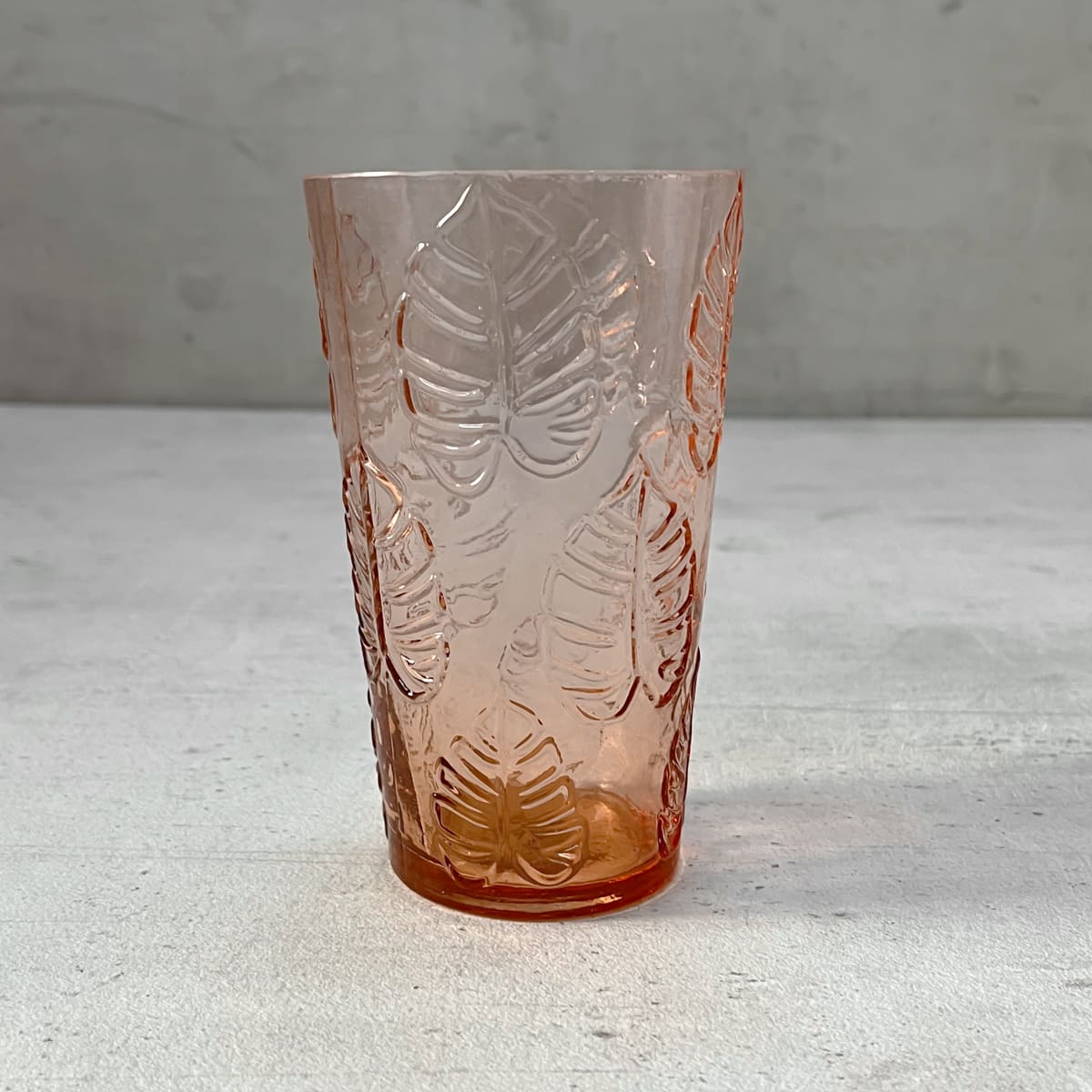 Minaj Peach Monstera Leaf Drinking Glass (Set of 2) - Home Artisan