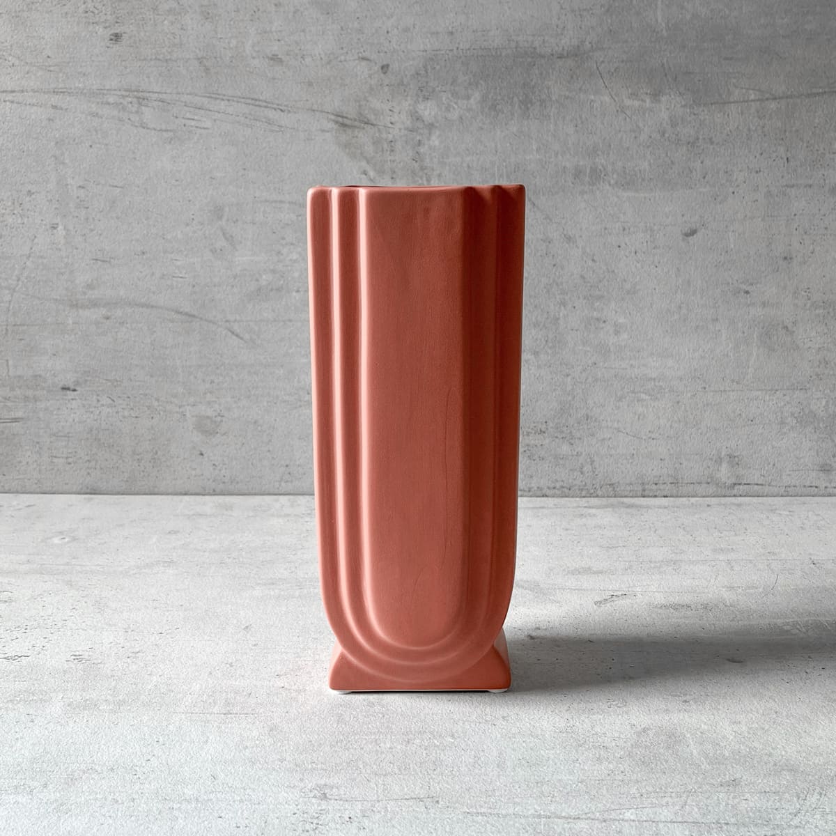 Delmore Ceramic Vase - Home Artisan